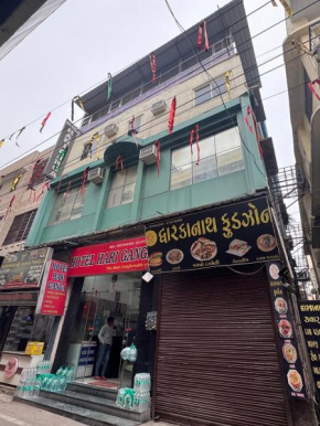 Hotel Hari Ganga - Harkipauri Road